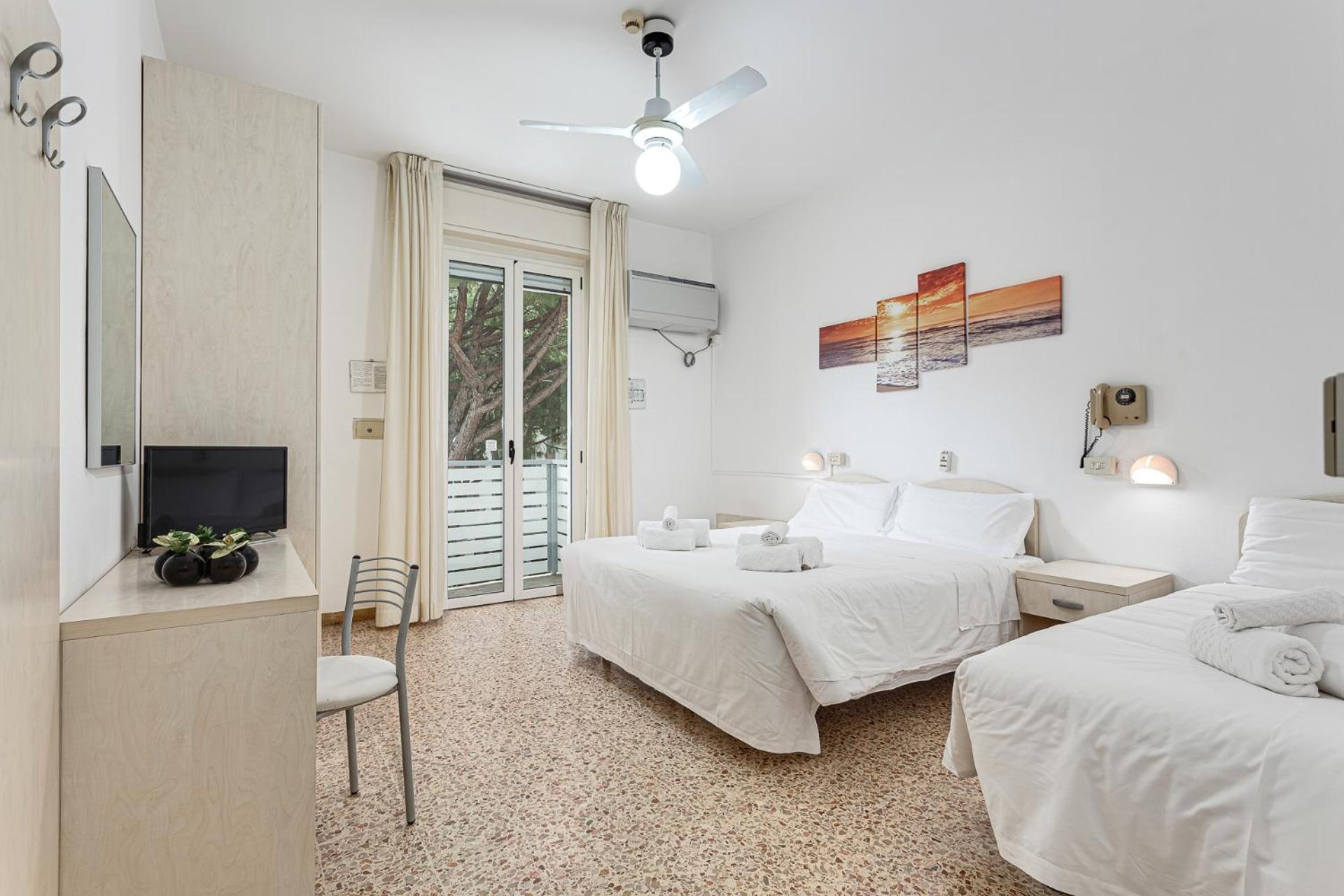 Hotel Cuba Milano Marittima Bagian luar foto