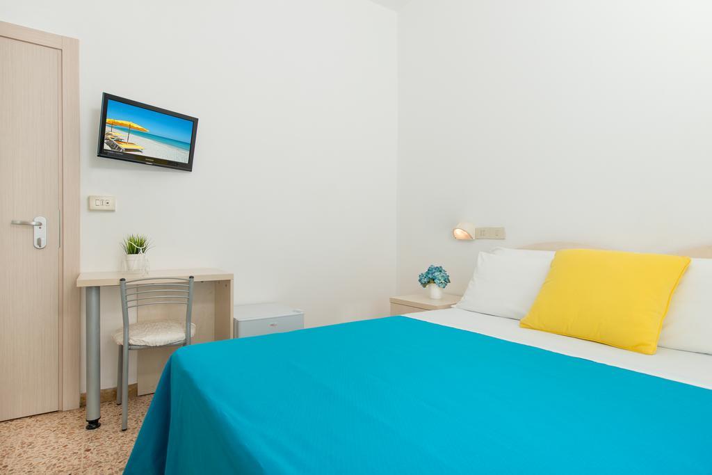Hotel Cuba Milano Marittima Bagian luar foto