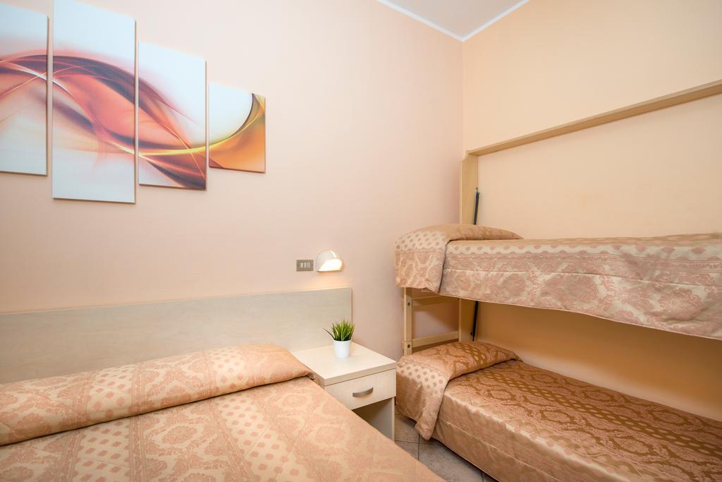Hotel Cuba Milano Marittima Bagian luar foto